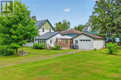21 Lakeview Avenue West Kearney ON P0A 1M0