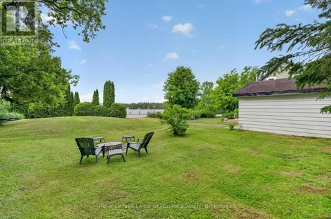 21 Lakeview Avenue West Kearney ON P0A 1M0