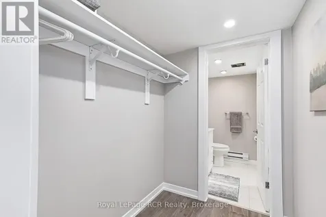 21 Dawson Drive Collingwood ON L9Y 5B4