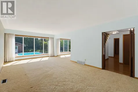 258 Camelot Drive Burlington (shoreacres) ON L7L 2G1