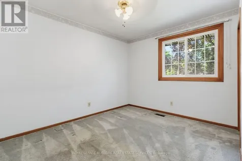 258 Camelot Drive Burlington (shoreacres) ON L7L 2G1
