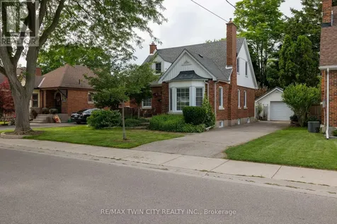 21 Baldwin Avenue Brantford ON N3S 1H6