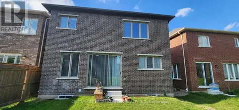 30 Histand Trail Kitchener ON N2R 0S2