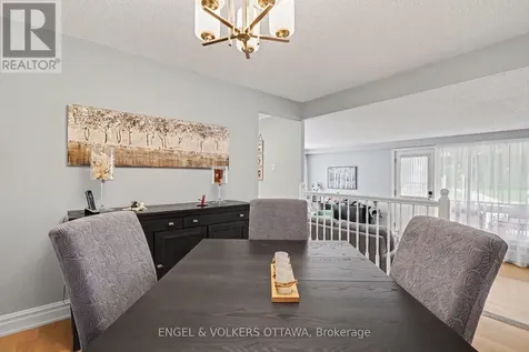 915 Elmsmere Road Ottawa ON K1J 8H8
