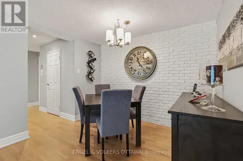 915 Elmsmere Road Ottawa ON K1J 8H8