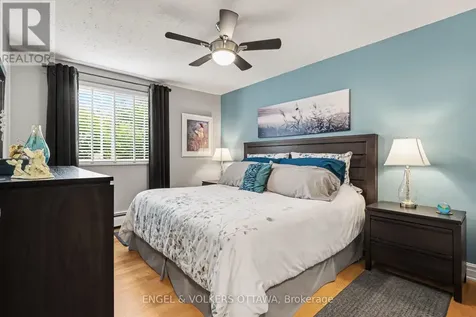 915 Elmsmere Road Ottawa ON K1J 8H8