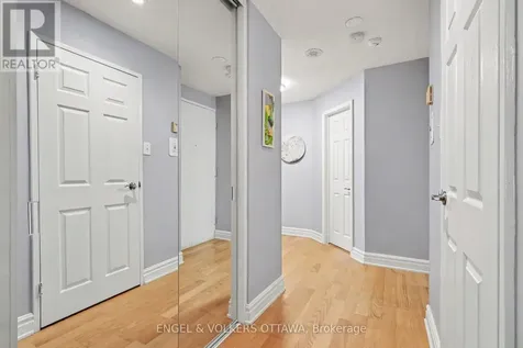 915 Elmsmere Road Ottawa ON K1J 8H8