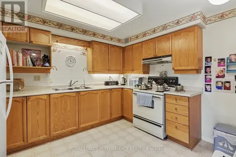 340 Centrum Boulevard Ottawa ON K1E 3W1