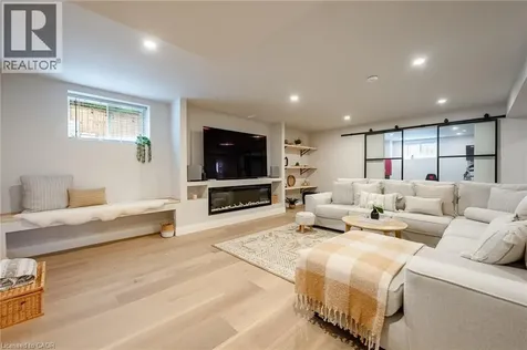 22 Lake Street Grimsby ON L3M 2G7