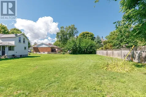 393 Second Street Collingwood ON L9Y 1G9