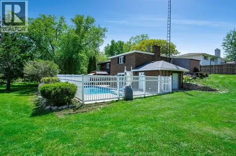 1838 Seacliff Drive Kingsville ON N9Y 2M6