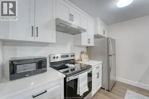 4578 Huron Church Line Road Lasalle ON N9H 1H3