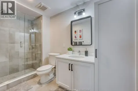 4578 Huron Church Line Road Lasalle ON N9H 1H3