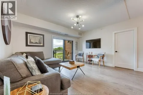 4578 Huron Church Line Road Lasalle ON N9H 1H3