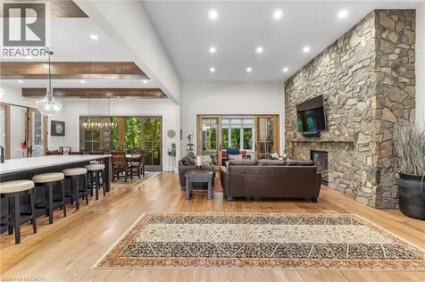 44 Pioneer Ridge Drive Kitchener ON N2P 0G6