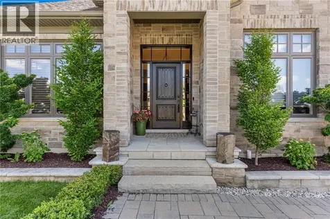 44 Pioneer Ridge Drive Kitchener ON N2P 0G6