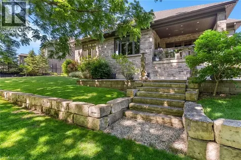 44 Pioneer Ridge Drive Kitchener ON N2P 0G6