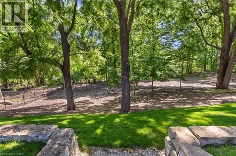 44 Pioneer Ridge Drive Kitchener ON N2P 0G6