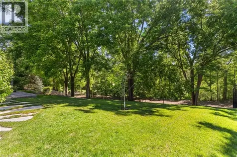 44 Pioneer Ridge Drive Kitchener ON N2P 0G6