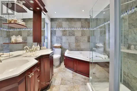 670 Meadow Wood Road Mississauga (clarkson) ON L5J 2S6