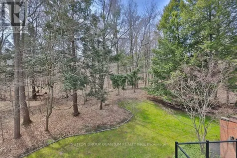670 Meadow Wood Road Mississauga (clarkson) ON L5J 2S6