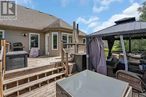 257 Starlight Place Ottawa ON K0A 1B0