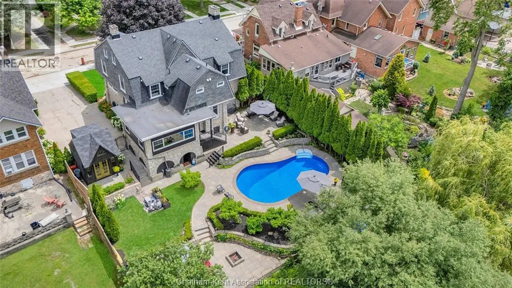 411 King Street West Chatham ON N7M 1G3