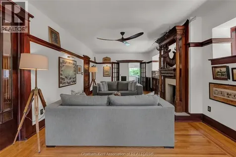 411 King Street West Chatham ON N7M 1G3
