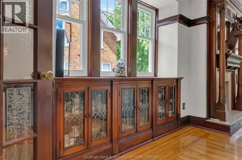 411 King Street West Chatham ON N7M 1G3