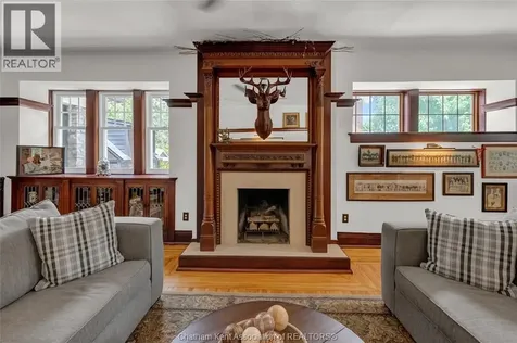 411 King Street West Chatham ON N7M 1G3