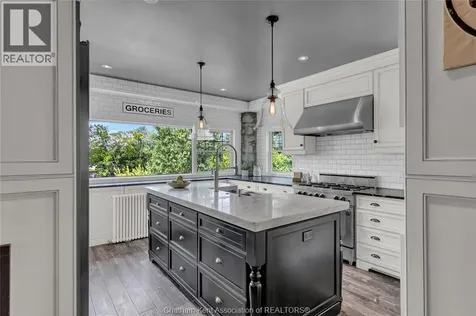411 King Street West Chatham ON N7M 1G3