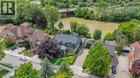 411 King Street West Chatham ON N7M 1G3