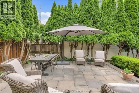 411 King Street West Chatham ON N7M 1G3