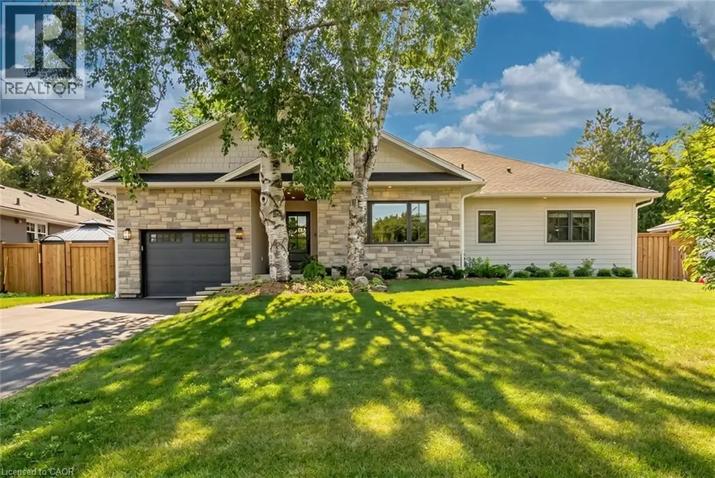 894 Condor Drive Burlington ON L7T 3A9