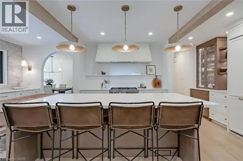 894 Condor Drive Burlington ON L7T 3A9