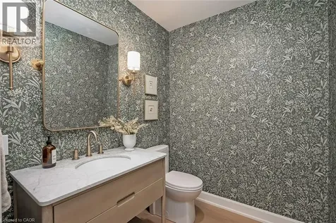 894 Condor Drive Burlington ON L7T 3A9