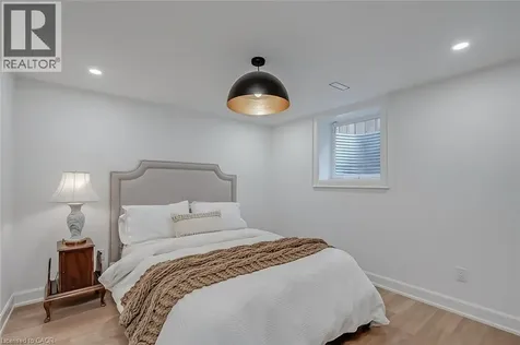 894 Condor Drive Burlington ON L7T 3A9