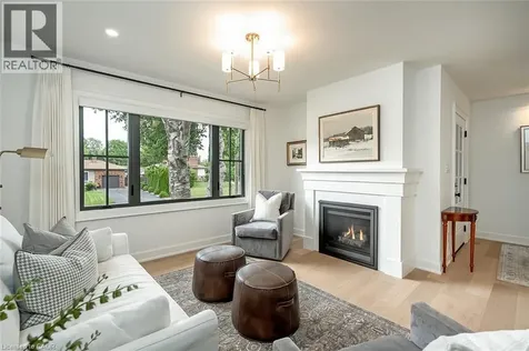 894 Condor Drive Burlington ON L7T 3A9