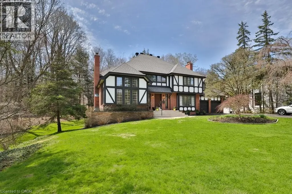 670 Meadow Wood Road Mississauga ON L5J 2S6