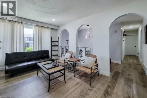 12 Maitland Avenue Hamilton ON L9A 3J3