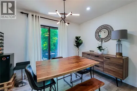 12 Maitland Avenue Hamilton ON L9A 3J3