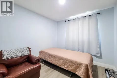 12 Maitland Avenue Hamilton ON L9A 3J3