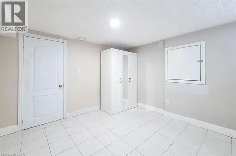 12 Maitland Avenue Hamilton ON L9A 3J3