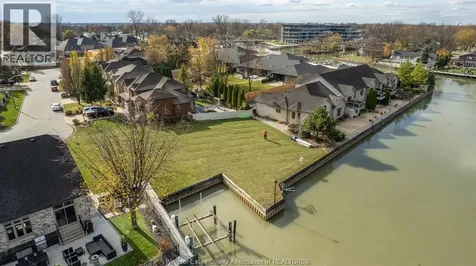 256 Moceri Crescent Lakeshore ON N8N 5A9