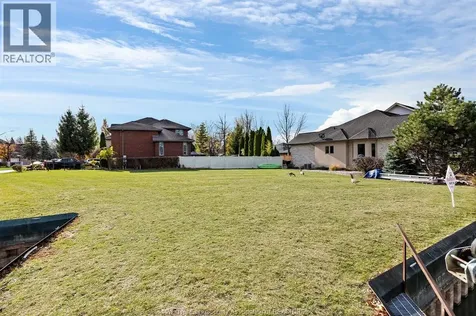 256 Moceri Crescent Lakeshore ON N8N 5A9