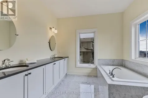 8 Morgan Drive Oro-medonte ON L0K 1E0