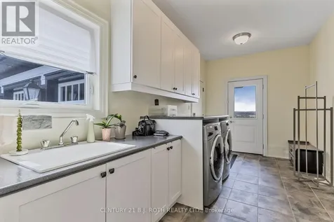 8 Morgan Drive Oro-medonte ON L0K 1E0