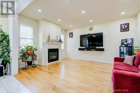 42 Samuel Crescent Springwater (centre Vespra) ON L9X 2A4