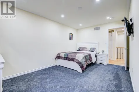 42 Samuel Crescent Springwater (centre Vespra) ON L9X 2A4