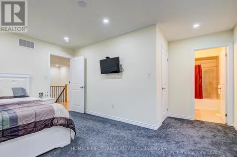 42 Samuel Crescent Springwater (centre Vespra) ON L9X 2A4